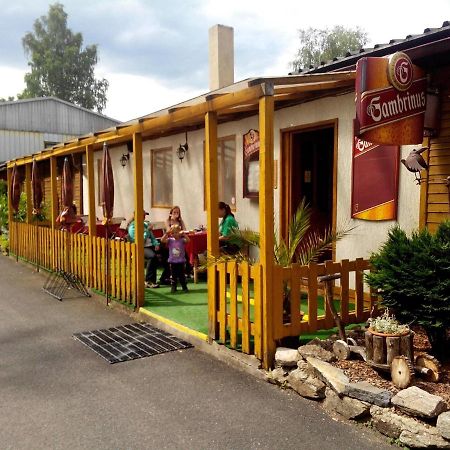 Penzion Na Srubech Hora Svate Kateriny Luaran gambar